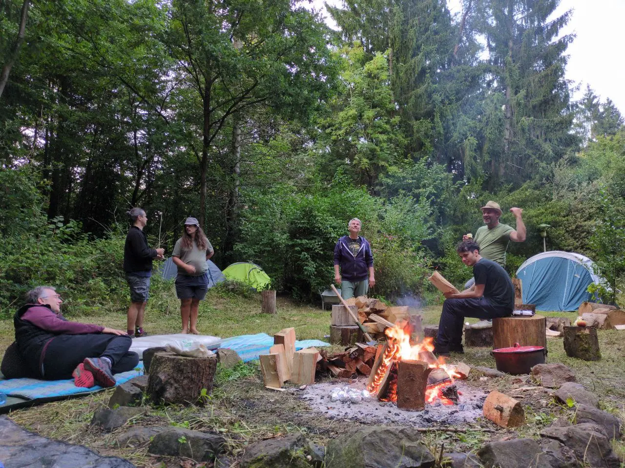 Am Lagerfeuer an der Geilebachquelle